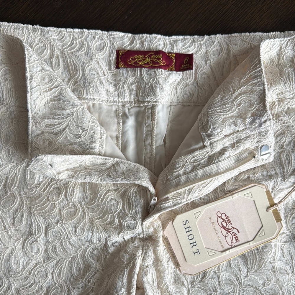 High Waist Cream Lace Summer Shorts - Picture 2 of 4